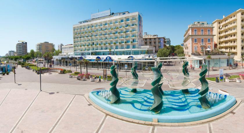 Hotel Riccione Con Piscina Booking Hotel Riccione Con Piscina Booking