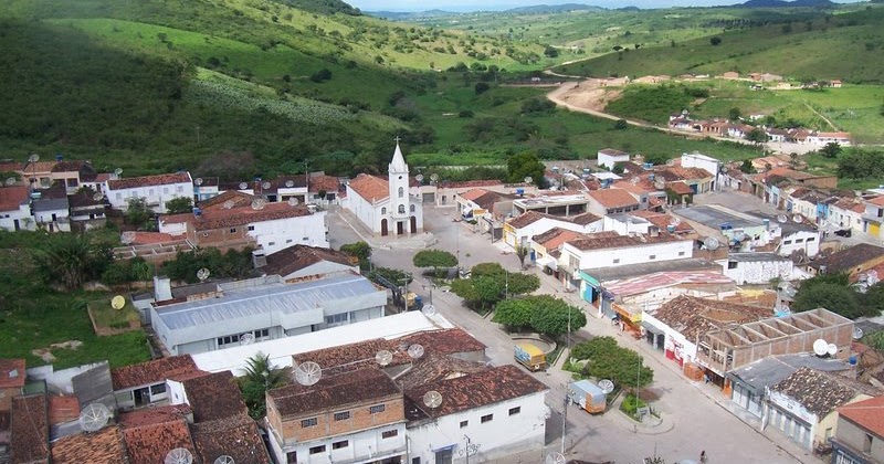 Tupanatinga: Menor e flagrado pela Policia pilotando moto sem ...