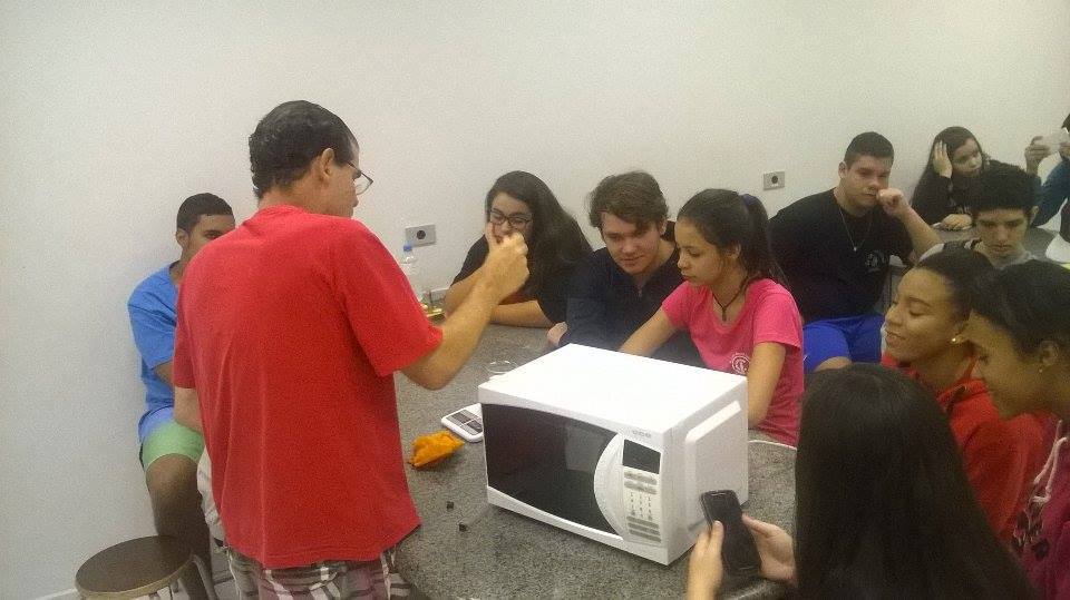 Qual é A Potencia Do Microondas Do Exemplo