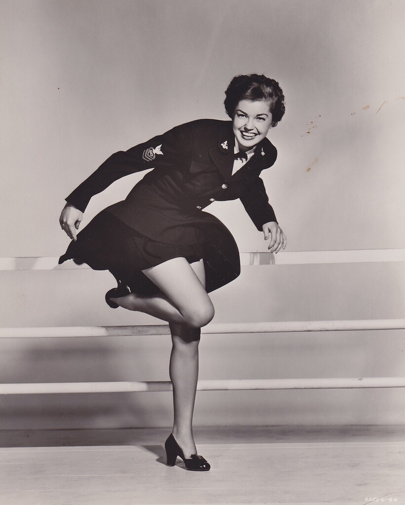 Slice of Cheesecake: Esther Williams, pictorial