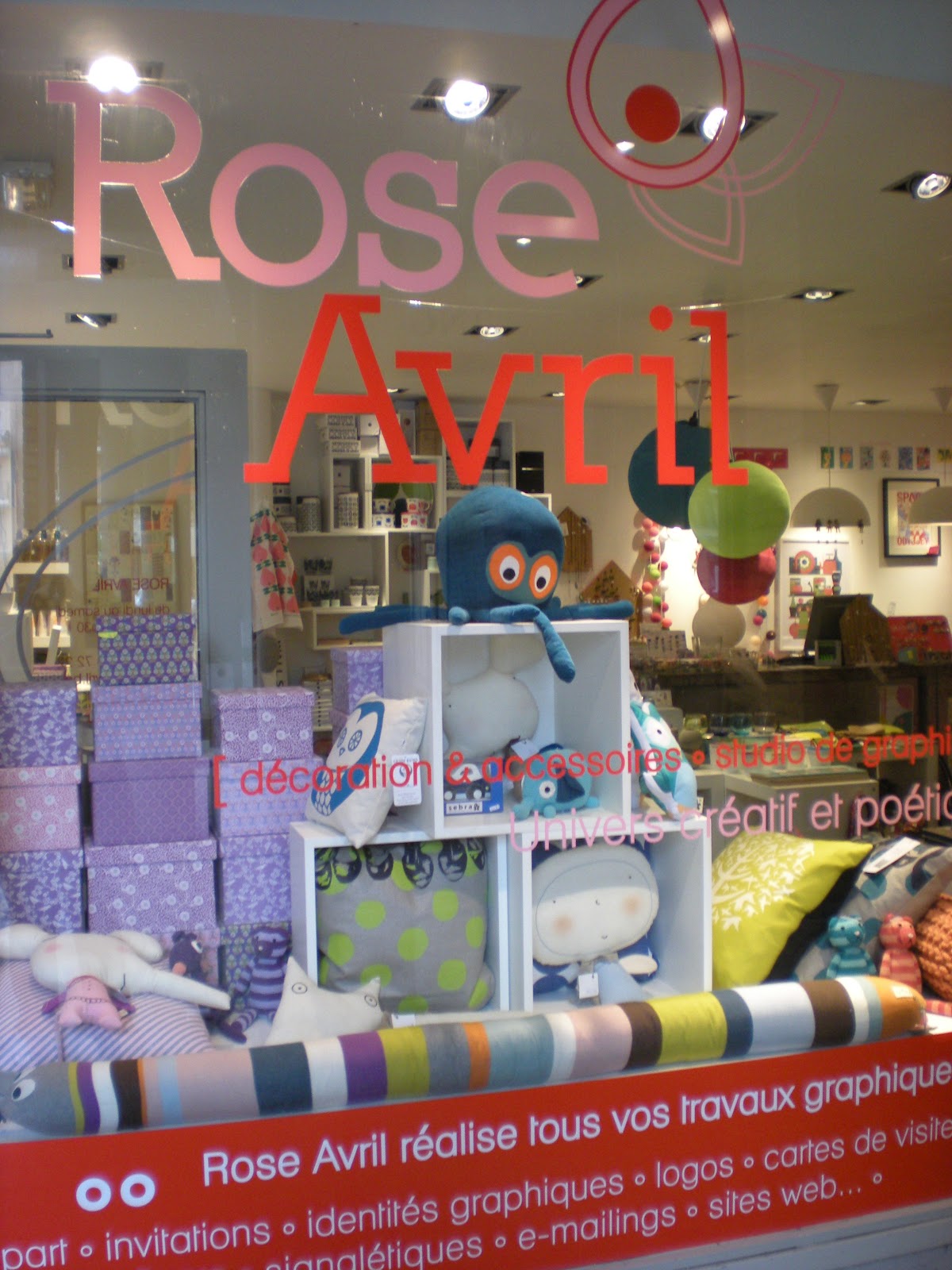 Artémise et moi Rose Avril