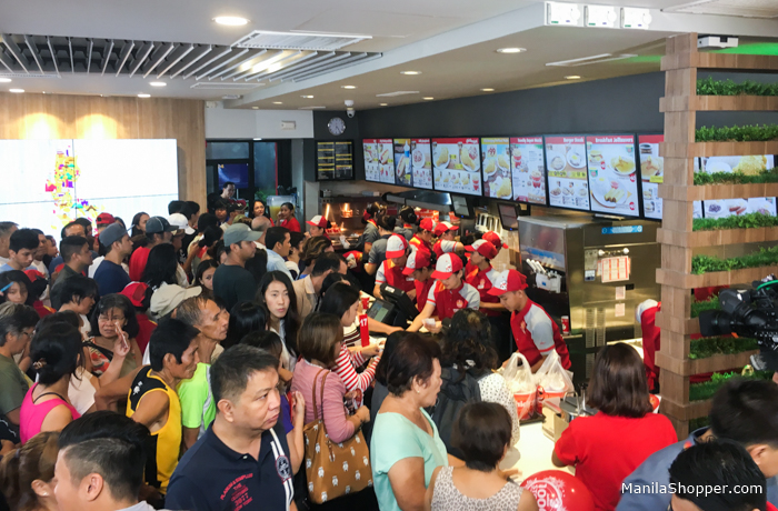 Manila Shopper: Jollibee Opens Milestone 1,000th store in BGC
