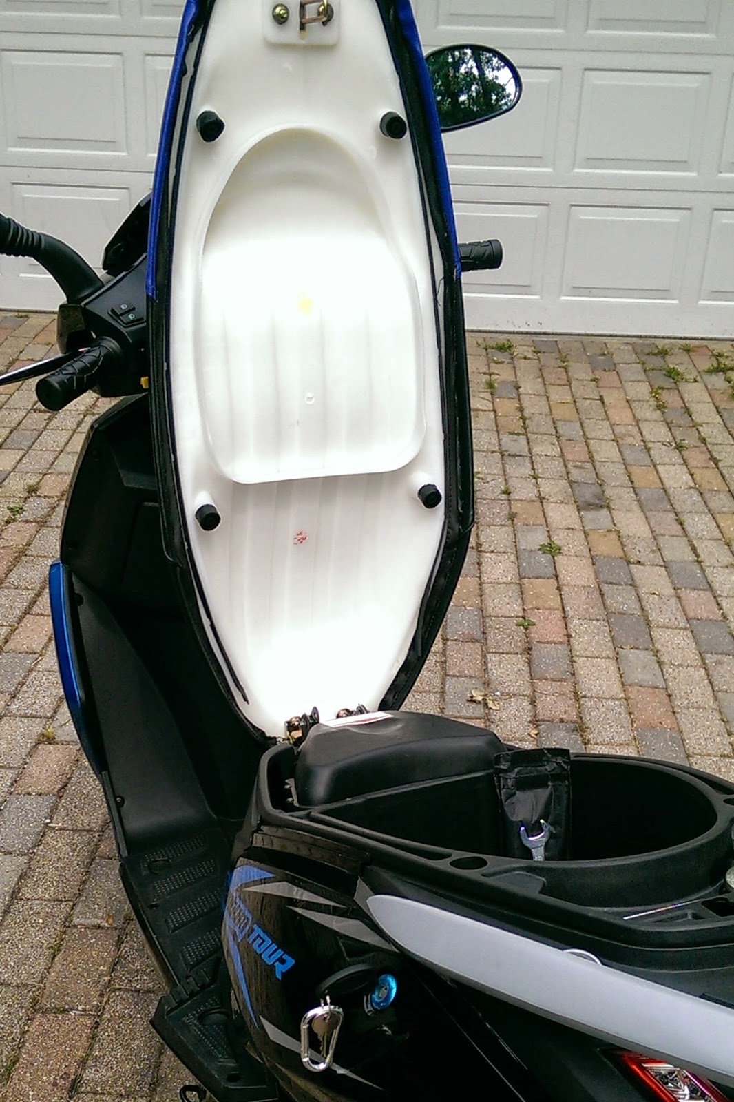 Tao Tao 150 Quantum Tour Scooter