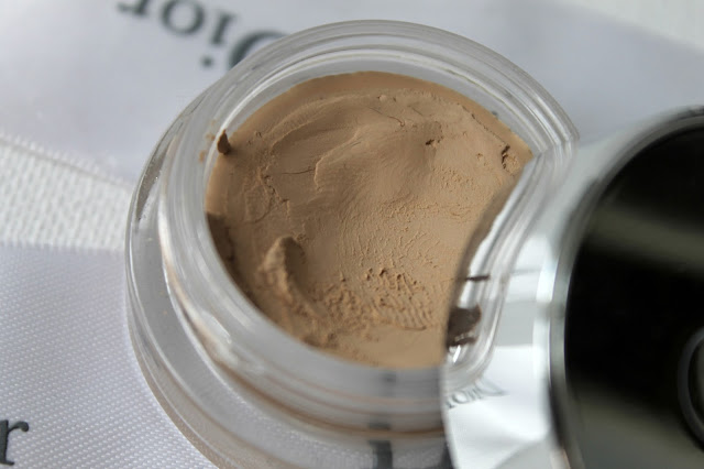 base paupière dior eye primer backstage maquillage revue