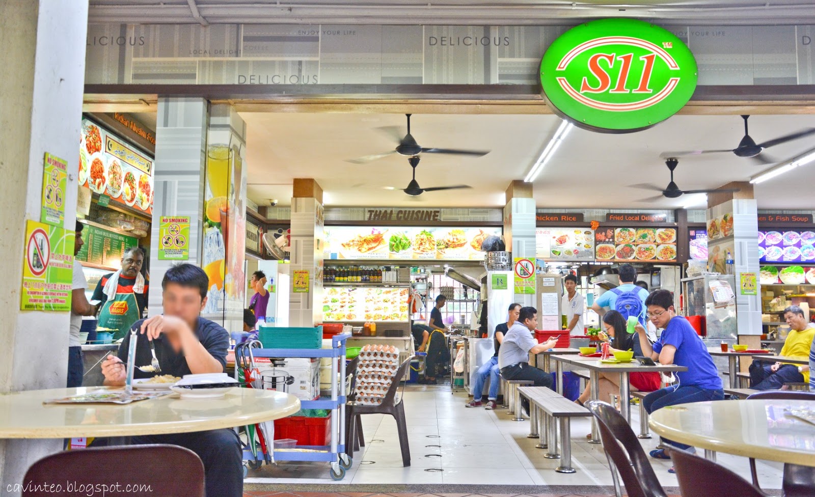 Entree Kibbles Sabpard Thai Food's Pineapple Fried Rice S11 Yishun