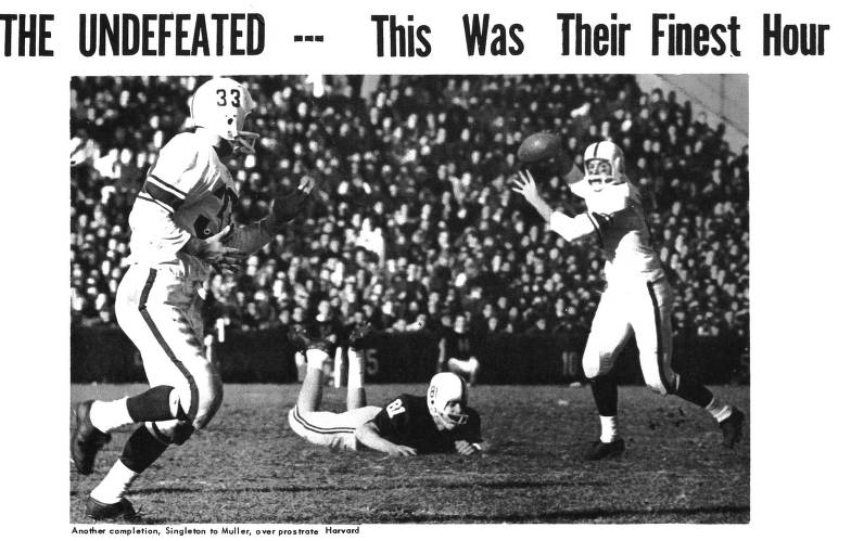 Gridiron Garb Yale Bulldogs (195960)