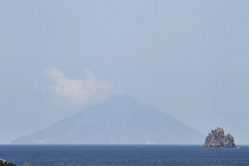 Widok na wyspę Stromboli