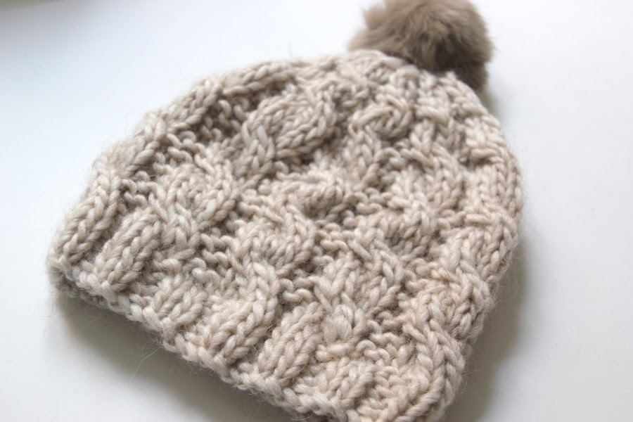 Tutorial de lana: Como hacer gorro trenzado ochos (patrones gratis)