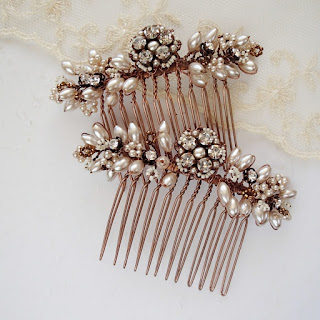 Bridal hair comb with rhinestones and pearls Hochzeit, Haarbrosche, Mariage Bijoux, weddings, bridal