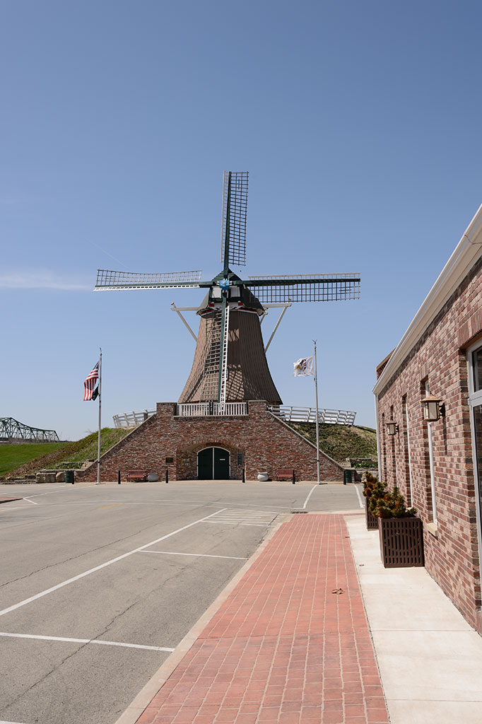 De Immigrant Windmill in Fulton, IL