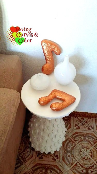 mesa-de-pasta-de-papel- y corcho