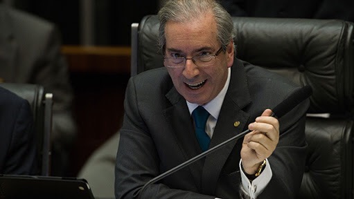 Se derrubo Dilma, no dia seguinte vocês me derrubam, diz Cunha à oposição