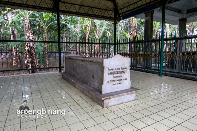 makam aroeng binang kebejen kebumen