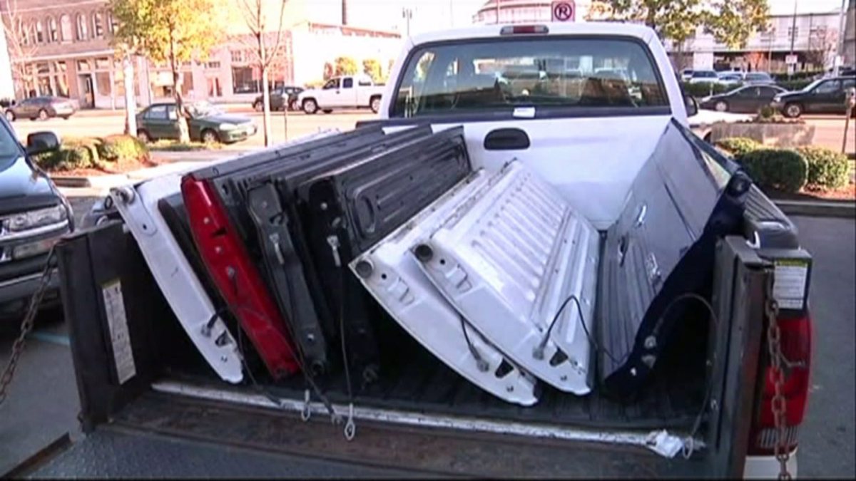 Los Al PD News Prevent Tailgate Thefts