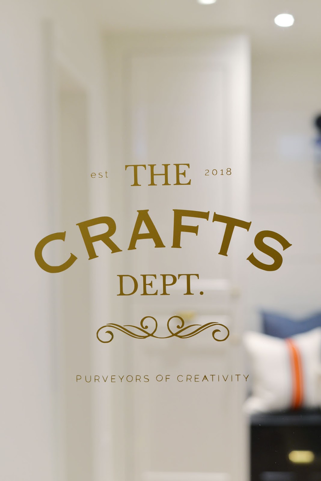 cricut craft room door decal | #projectcraftsdept | purveyors of creativity