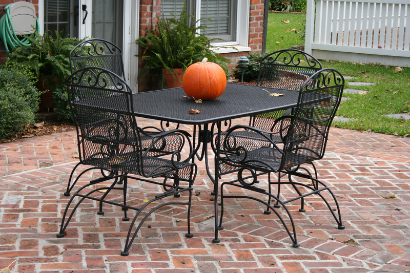 Seasons Patio Furniture Wrought Iron, How To Paint Rod Iron Outdoor Furniture