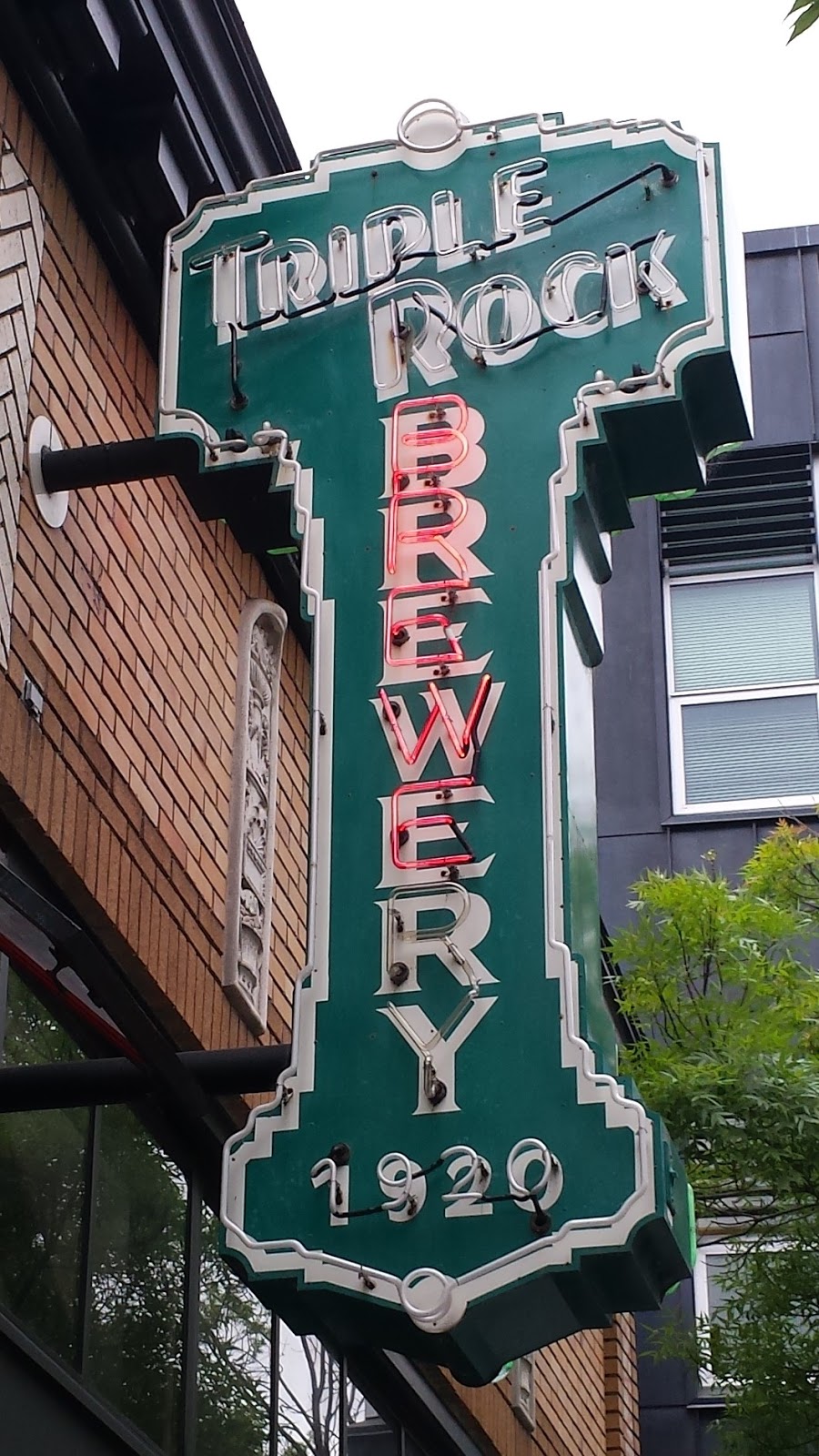 BEER 511 Triple Rock Brewery & Ale House (Berkeley, CA)