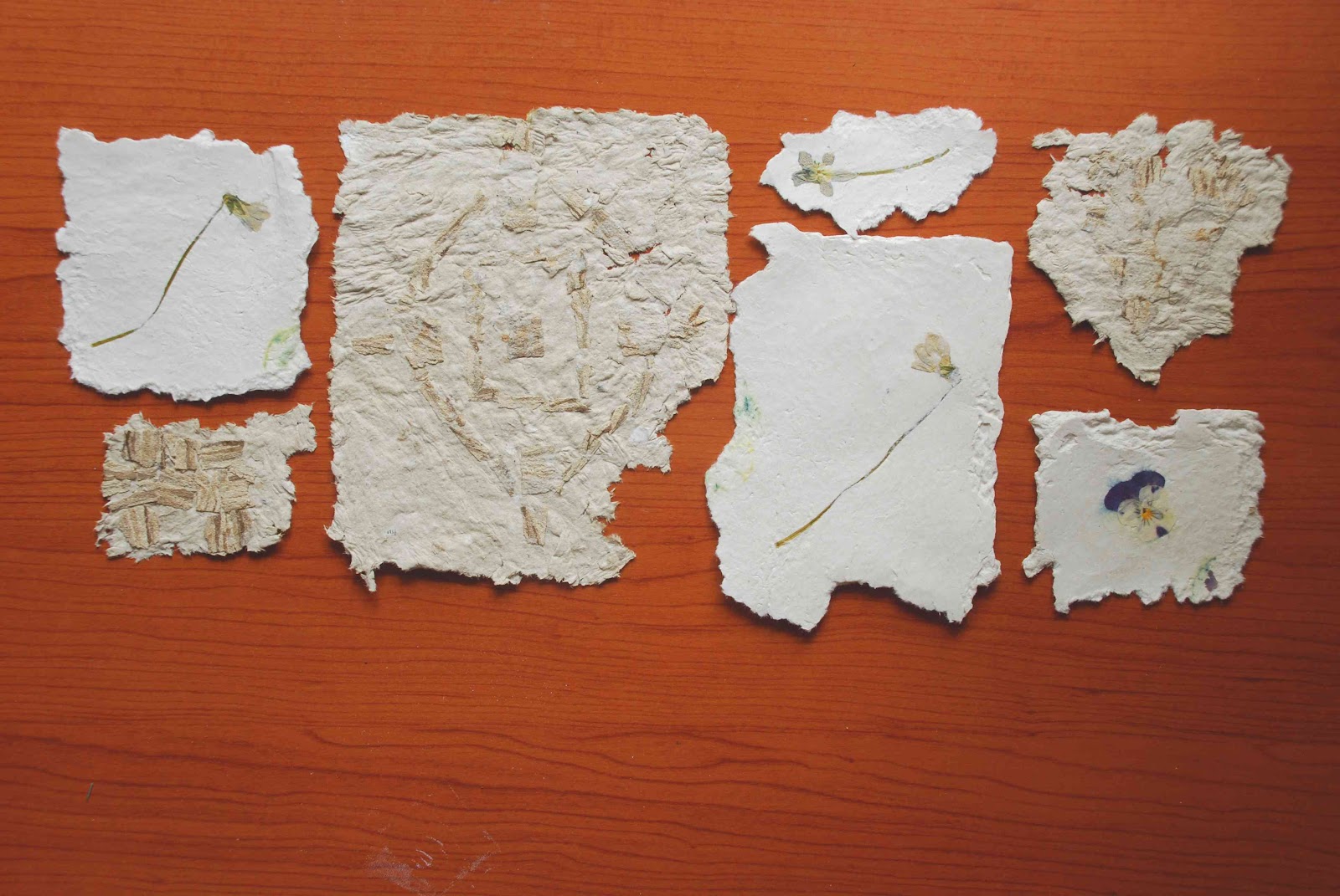 THE SHEER STORIES Making paper (DIY)