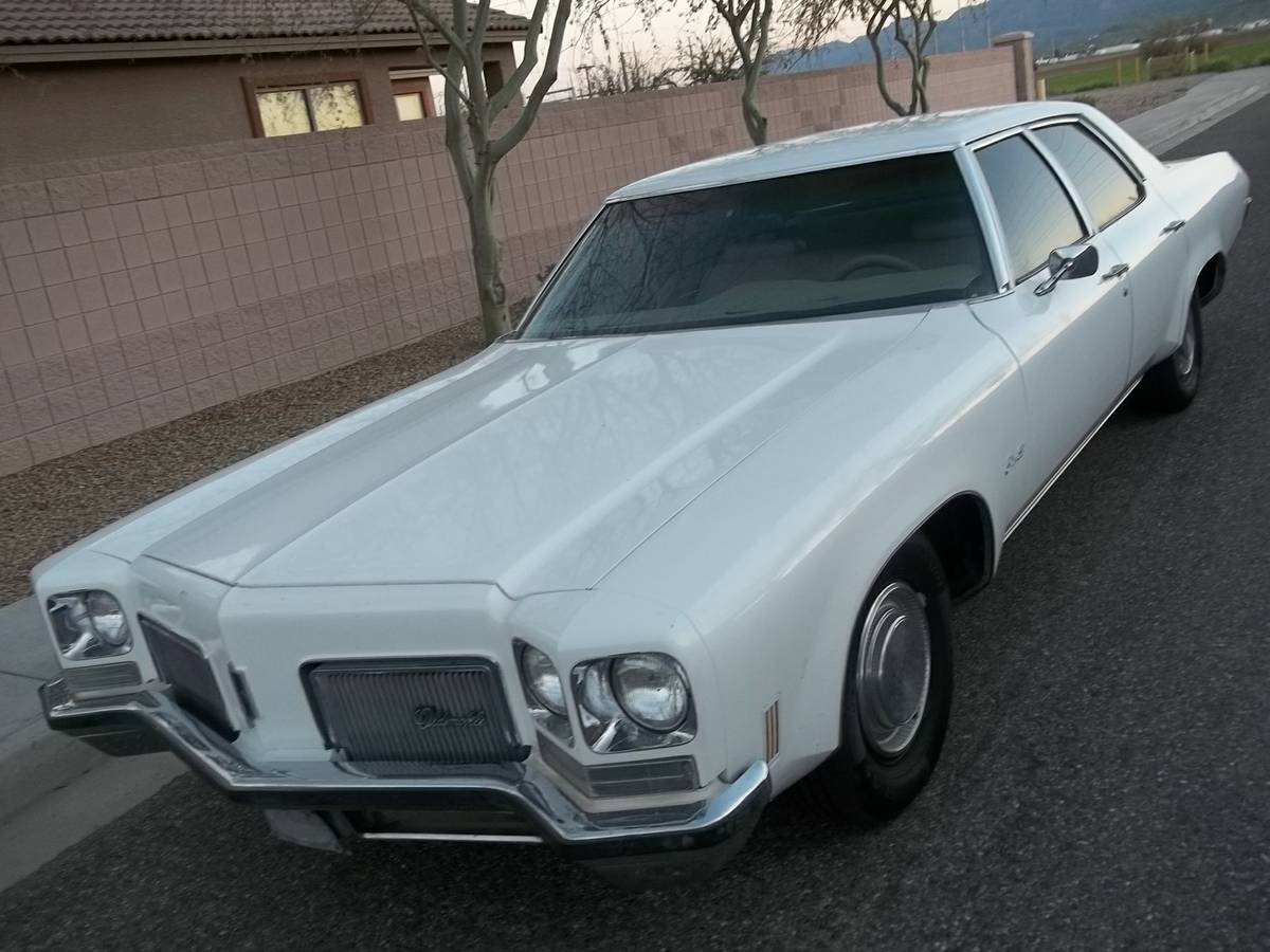 Daily Turismo: Rocket V8: 1972 Oldsmobile Delta 88