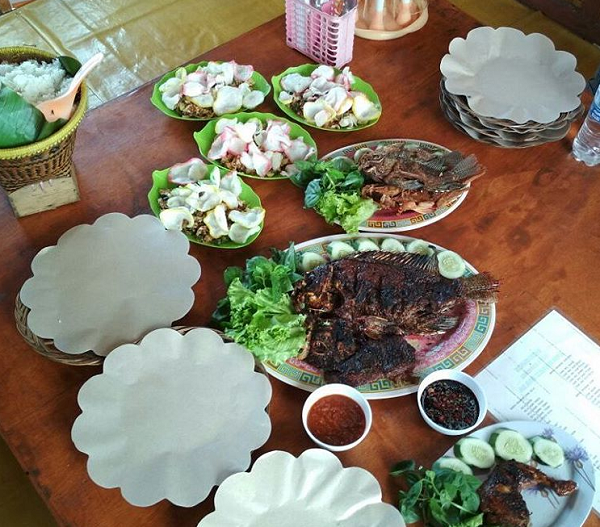Harga dan Menu Masakan Ikan Bakar Ciminyak Harga dan Menu Masakan Ikan Bakar Ciminyak