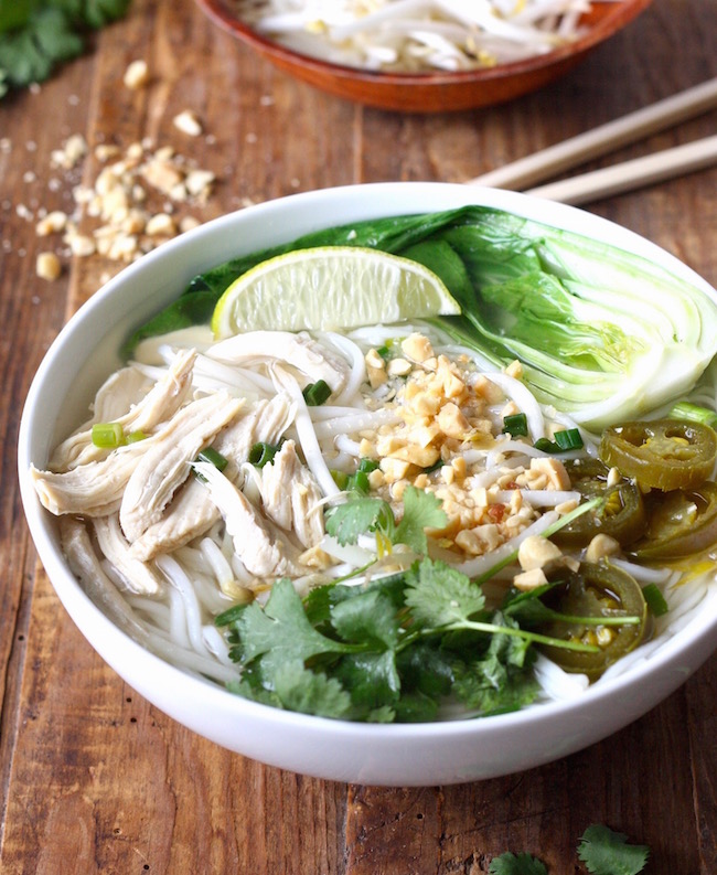 Thai Rice Noodle Soup with Chicken recipe by SeasonWithSpice.com