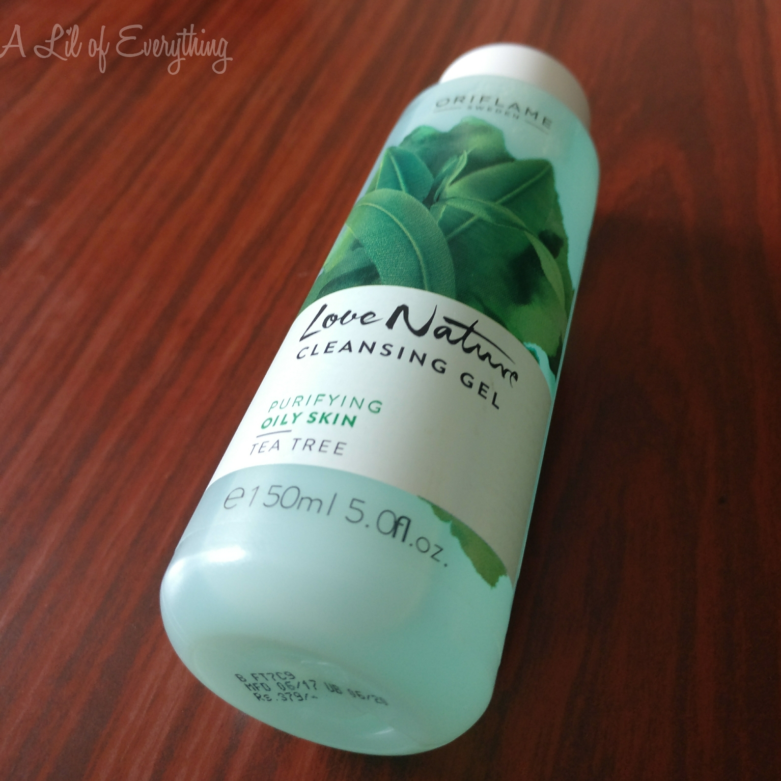 A Li'l of Everything ( Tea Tree for Oily Skin Oriflame Love Nature