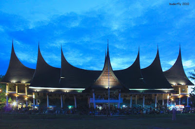 Kumpulan Pantun Minang Lucu Bagian 2 Kumpulan Pantun Minang Lucu Bagian 2
