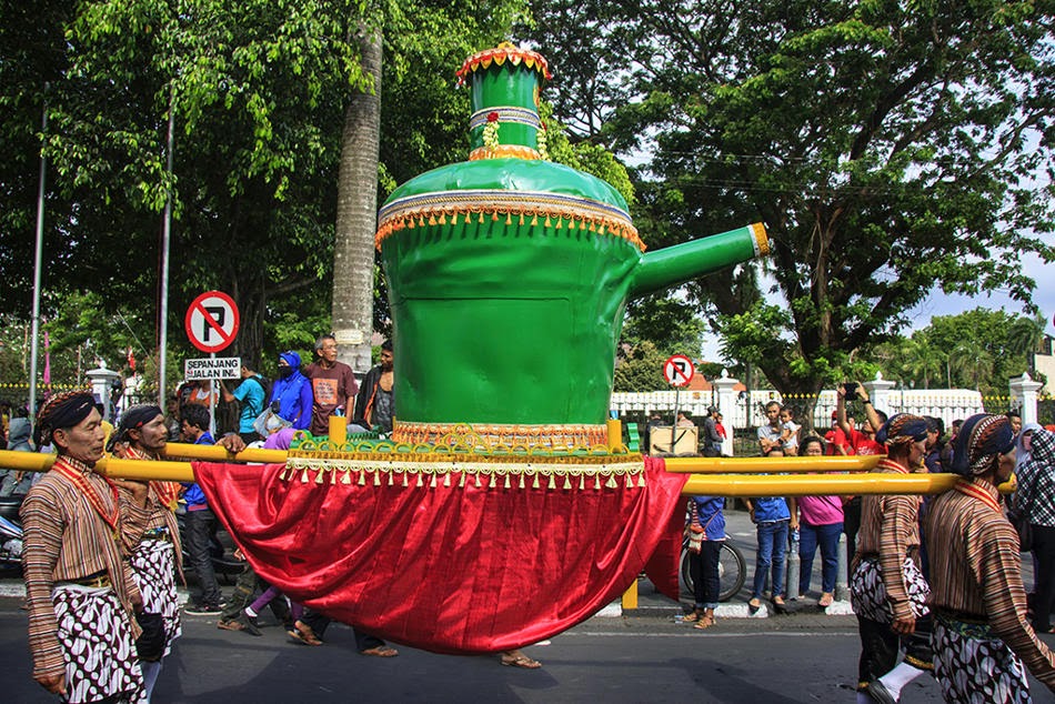 Karnaval Legenda Suku Nusantara di Yogyakarta | KANG LINTAS