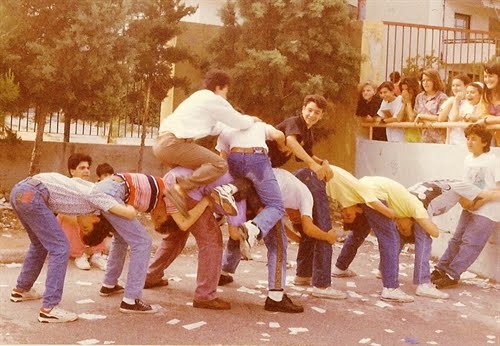 Αφιερωμένο σε όλους όσοι είναι γεννημένοι μεταξύ 1950-1980.. Αφιερωμένο σε όλους όσοι είναι γεννημένοι μεταξύ 1950-1980..