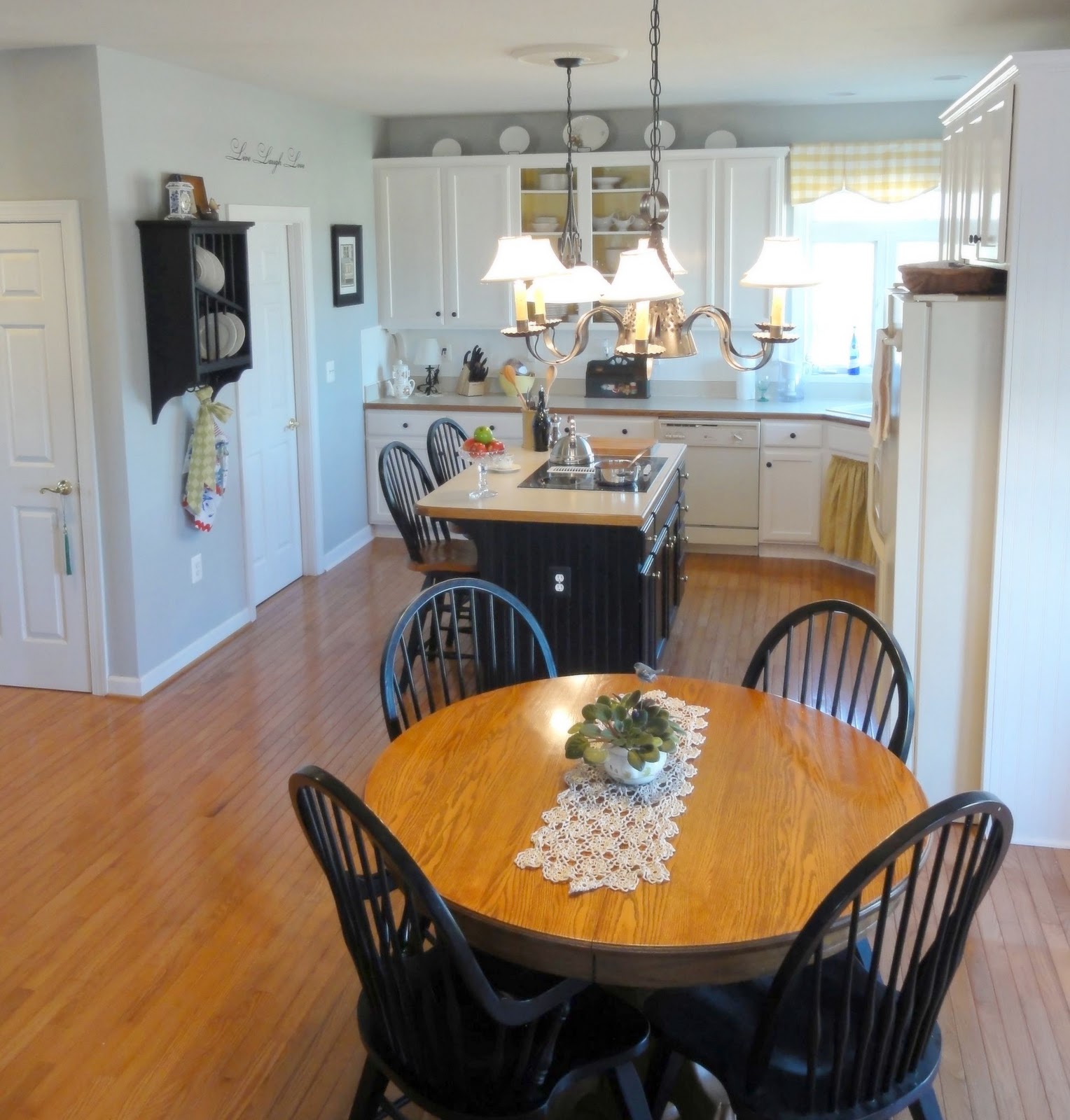 * Remodelaholic * Beautifully Updated Kitchen With Pops of Yellow!