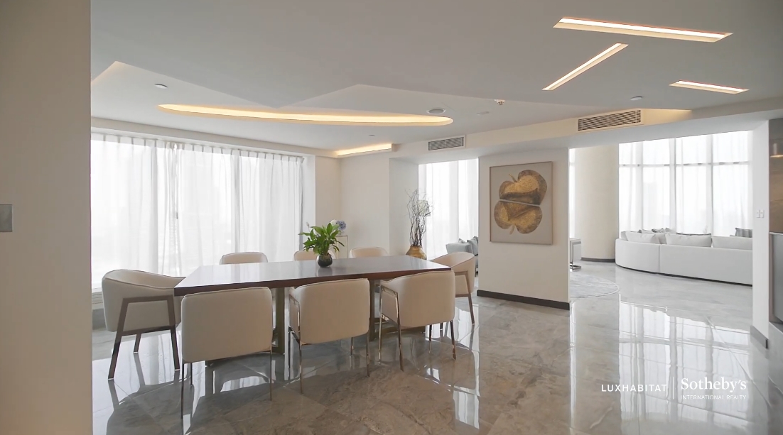 36 Photos vs. Address Dubai Mall Hotel Luxury Penthouse Interior Design Tour