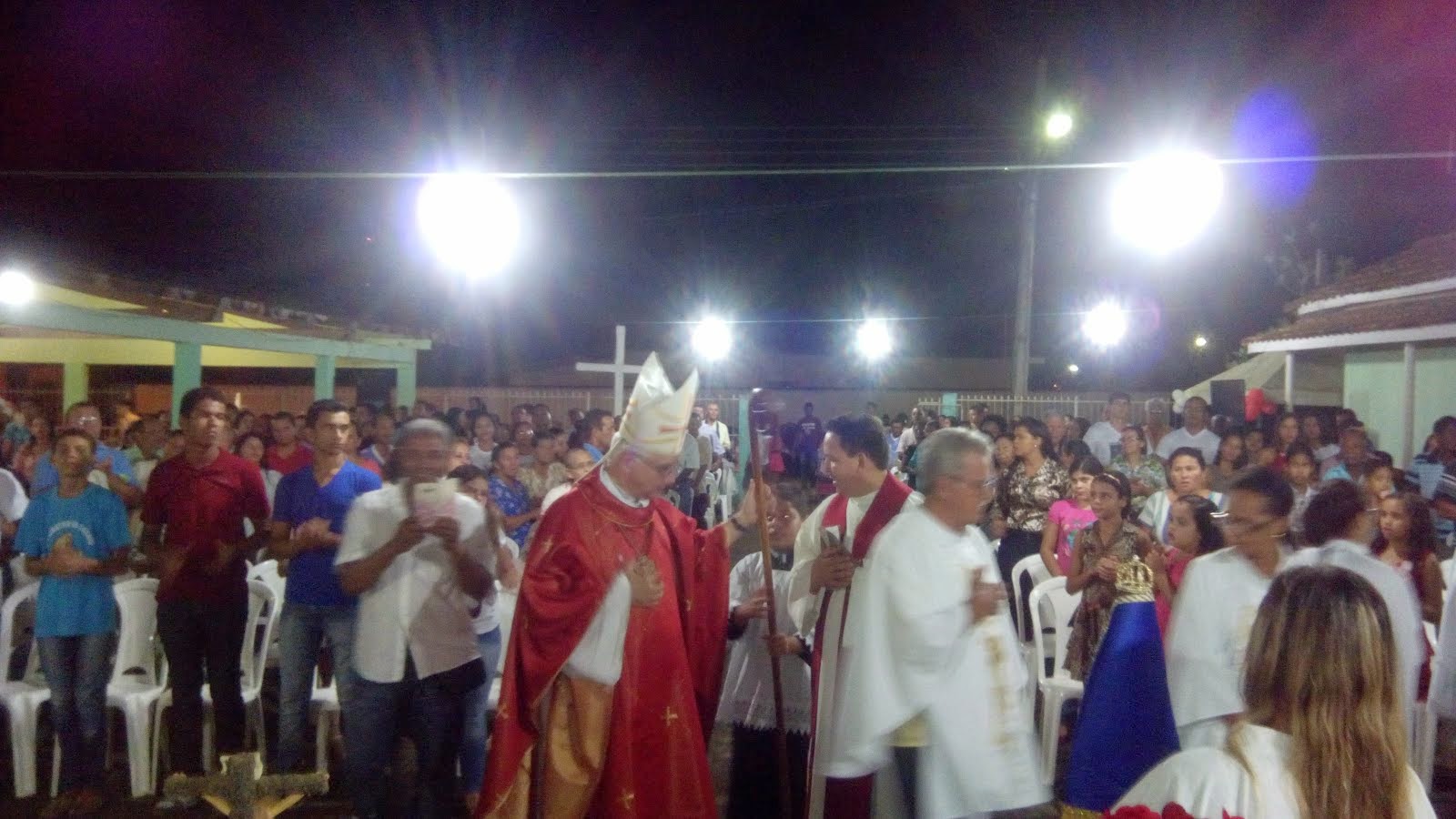 Bispo Dom Dominique, celebra abertura da Festa do Divino Pai Eterno, em Rio Maria