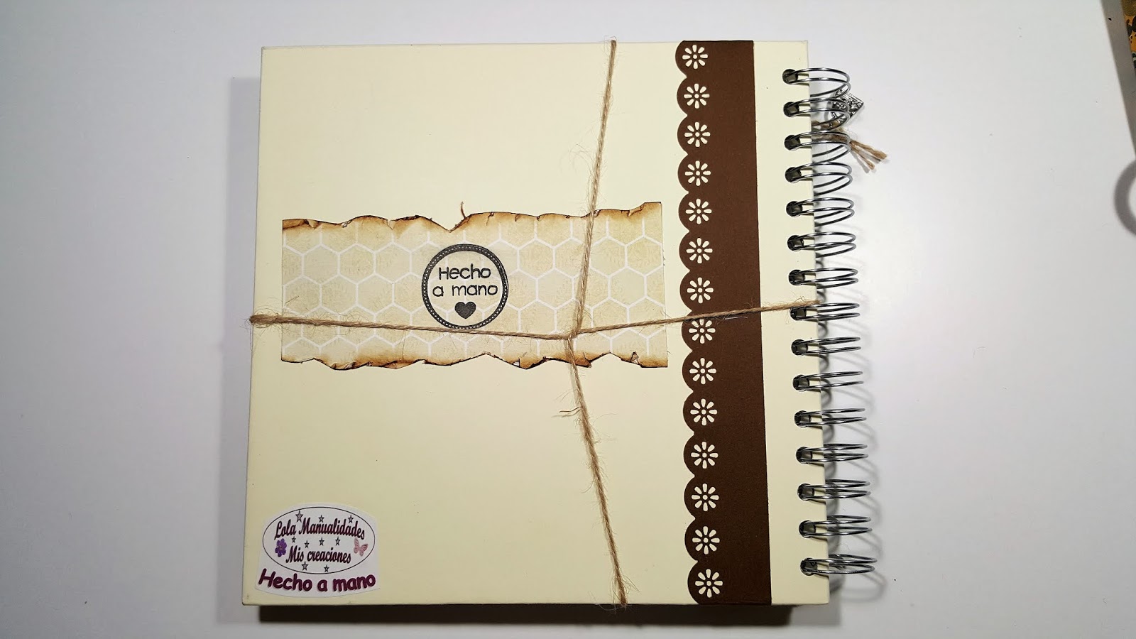 Lola manualidades: Álbum de fotos y libro de firmas para