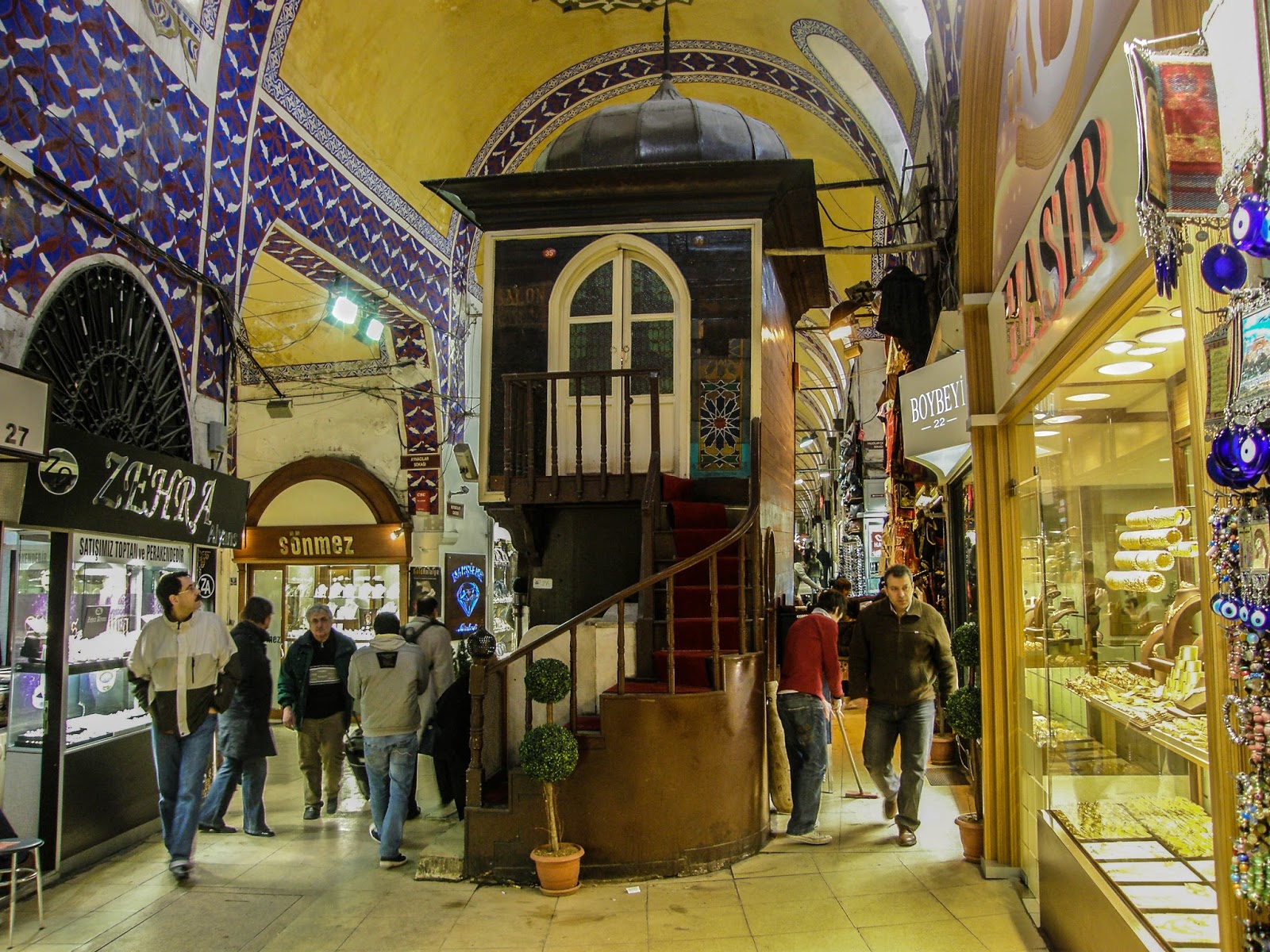 Kapalı çarşı tarihçesi kapalıçarşı hakkında kapalı çarşı bilgileri Kapalı çarşı tarihçesi kapalıçarşı hakkında kapalı çarşı bilgileri
