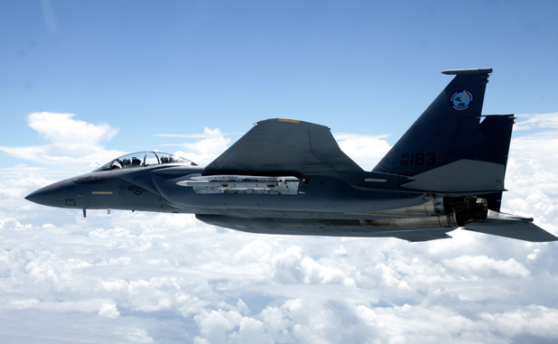 Gambar 08. Foto Pesawat Tempur F-15 Silent Eagle Gambar 08. Foto Pesawat Tempur F-15 Silent Eagle