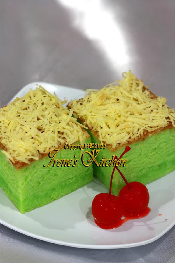 Irene's Kitchen PANDAN BROWNIES KUKUS PUTIH TELUR