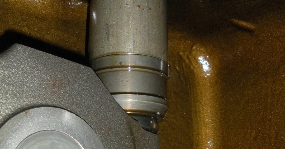 Removing and Installing Push RodMAN B&W 58/64 Diesel Engine HFO