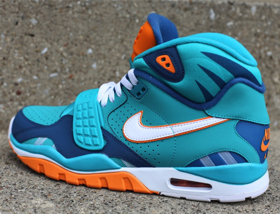 nike air trainer miami dolphins
