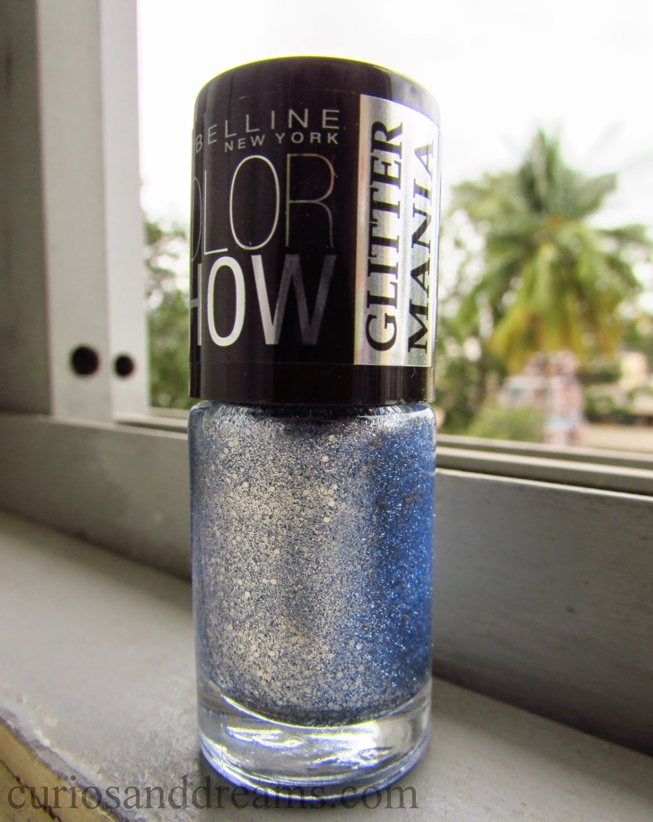 Maybelline Color Show Glitter Mania Bling on the Blue review, Maybelline Bling on the Blue swatch