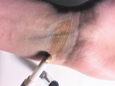e.l.f. Loose Eyeshadow Honey swatch e.l.f. Loose Eyeshadow Honey swatch