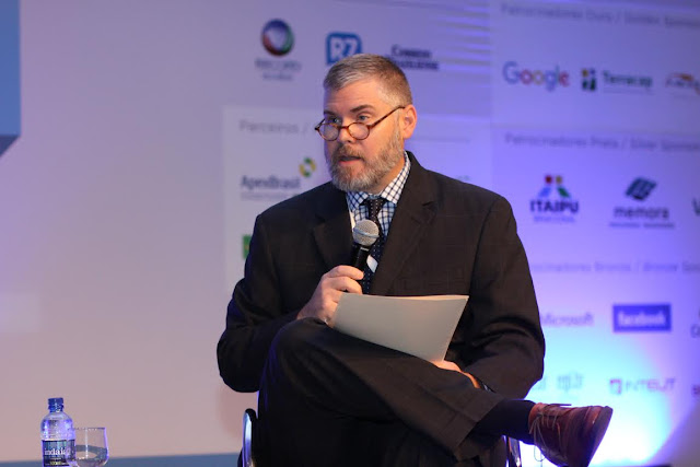 Em segundo dia, WCIT discute temas sensíveis para o futuro digital. Em segundo dia, WCIT discute temas sensíveis para o futuro digital.