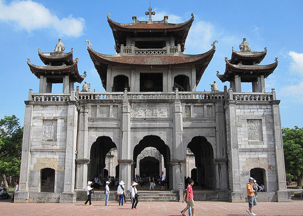 Catedral de Phat Diem, Ninh Binh (Vietnam) Catedral de Phat Diem, Ninh Binh (Vietnam)
