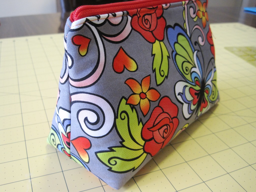 Sweet Bee Buzzings: Zip Along: Straight-Sided Flat-Bottomed Pouch