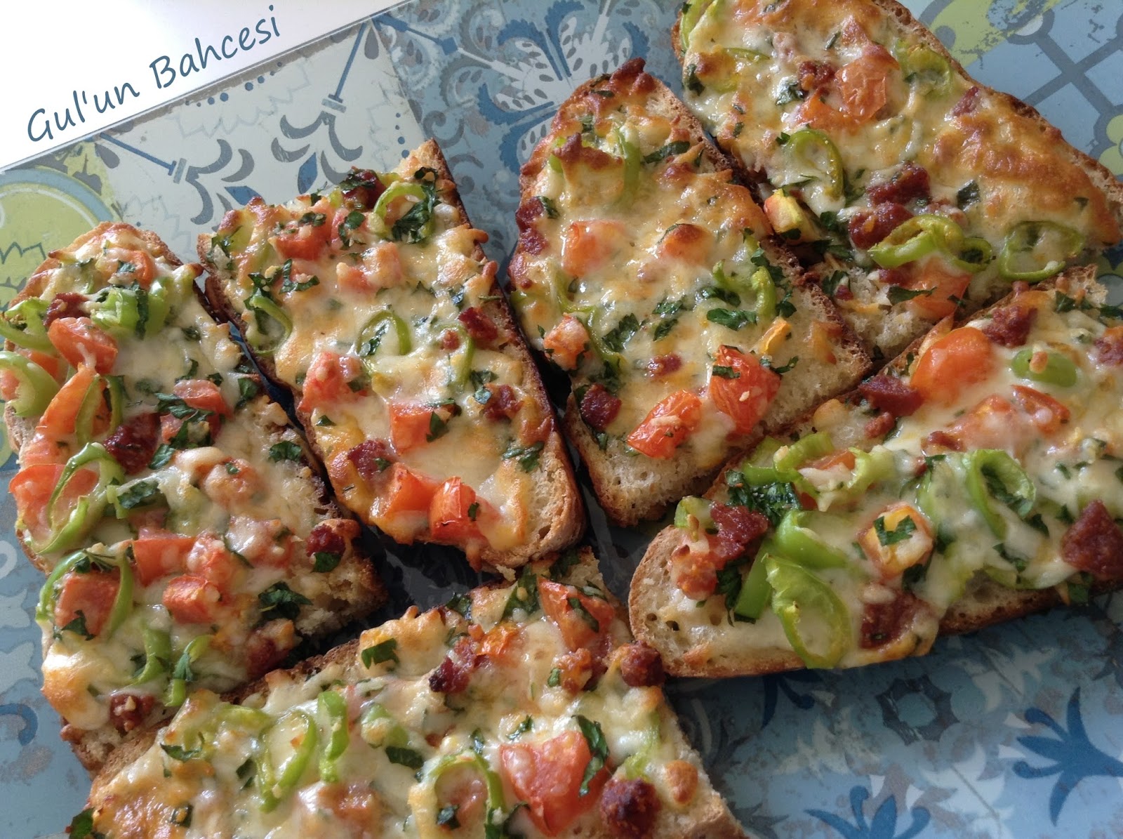 Ekmek Pizza Ekmek Pizza