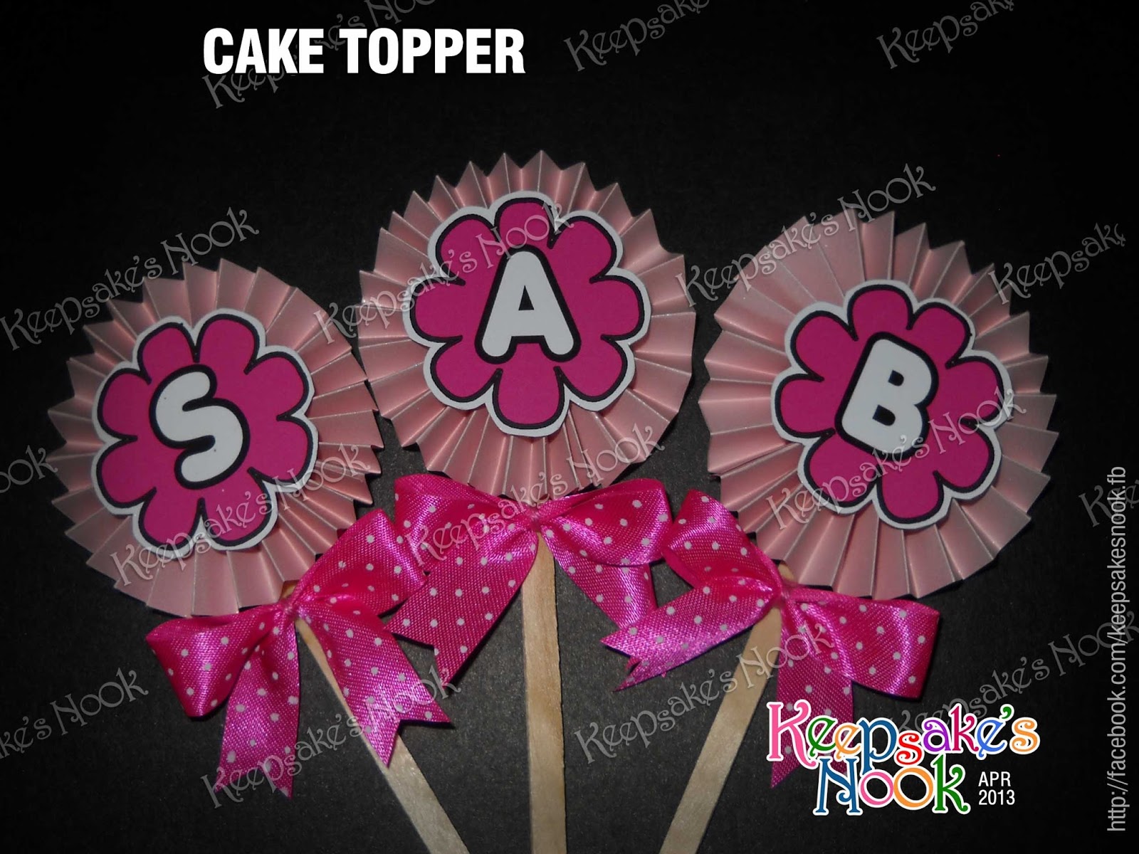 Keepsak'es Nook Hello KItty Cake Topper Keepsak'es Nook Hello KItty Cake Topper