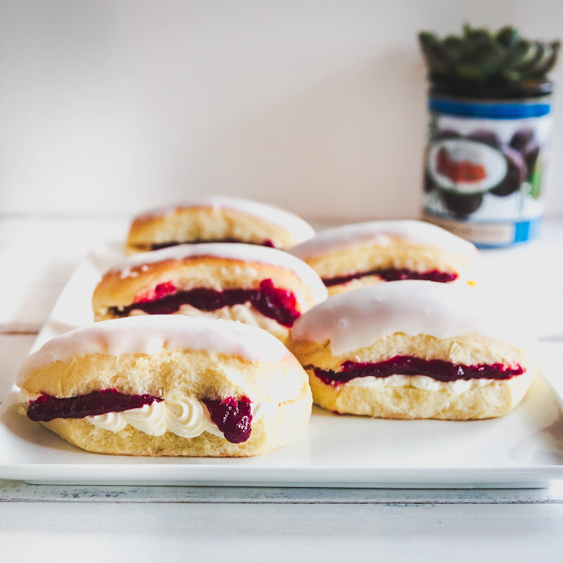 Milk and Honey Finger Buns