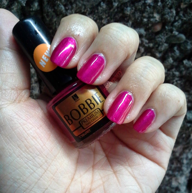 No Other Merry Polish Feature BOBBIE Premium Nail Creme Glaze in Dazzle