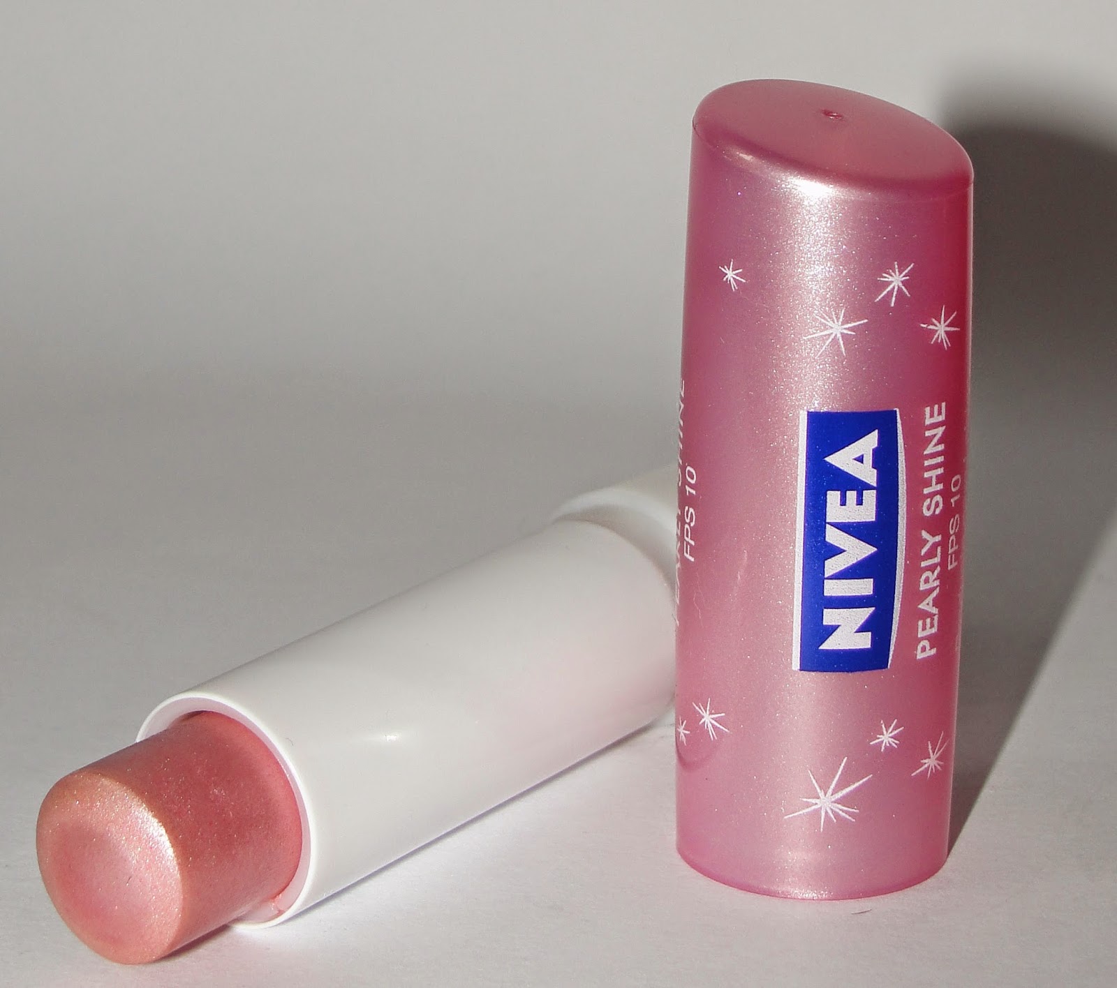 Dicas da Mih ! TESTEI LIP BALM PEARLY SHINE DA NIVEA!