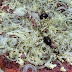 Uma pizza pesada e saborosa, que foca o sabor em ingredientes geralmente secundários, garantindo uma ótima degustação... comendo Pizza Baiana em Forneria San Lazzaro.