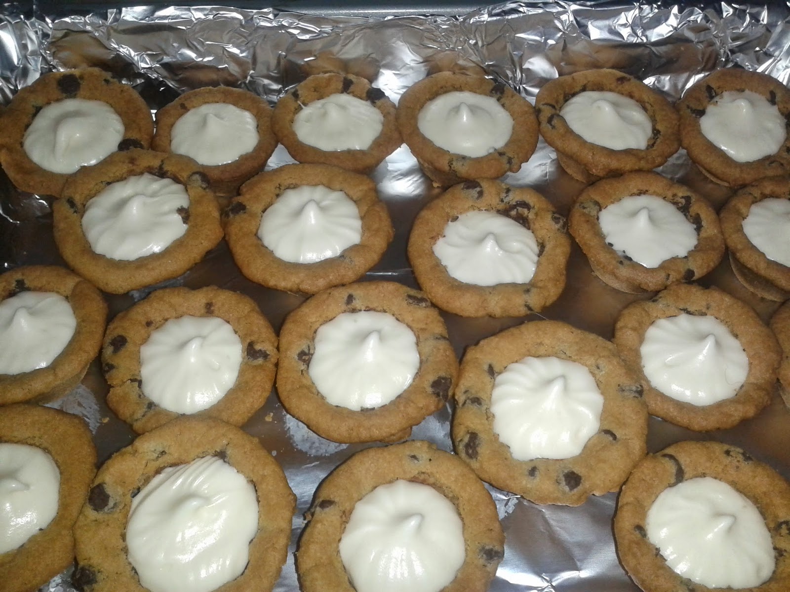 Cream Cheese Cookie Cups